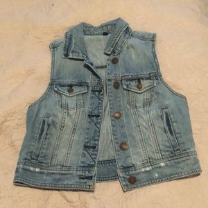 Jean Vest